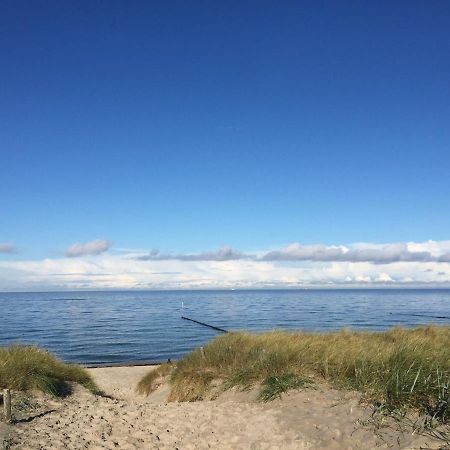 Die Kleine Acht - Direkt Am Strand Dierhagen Exterior photo